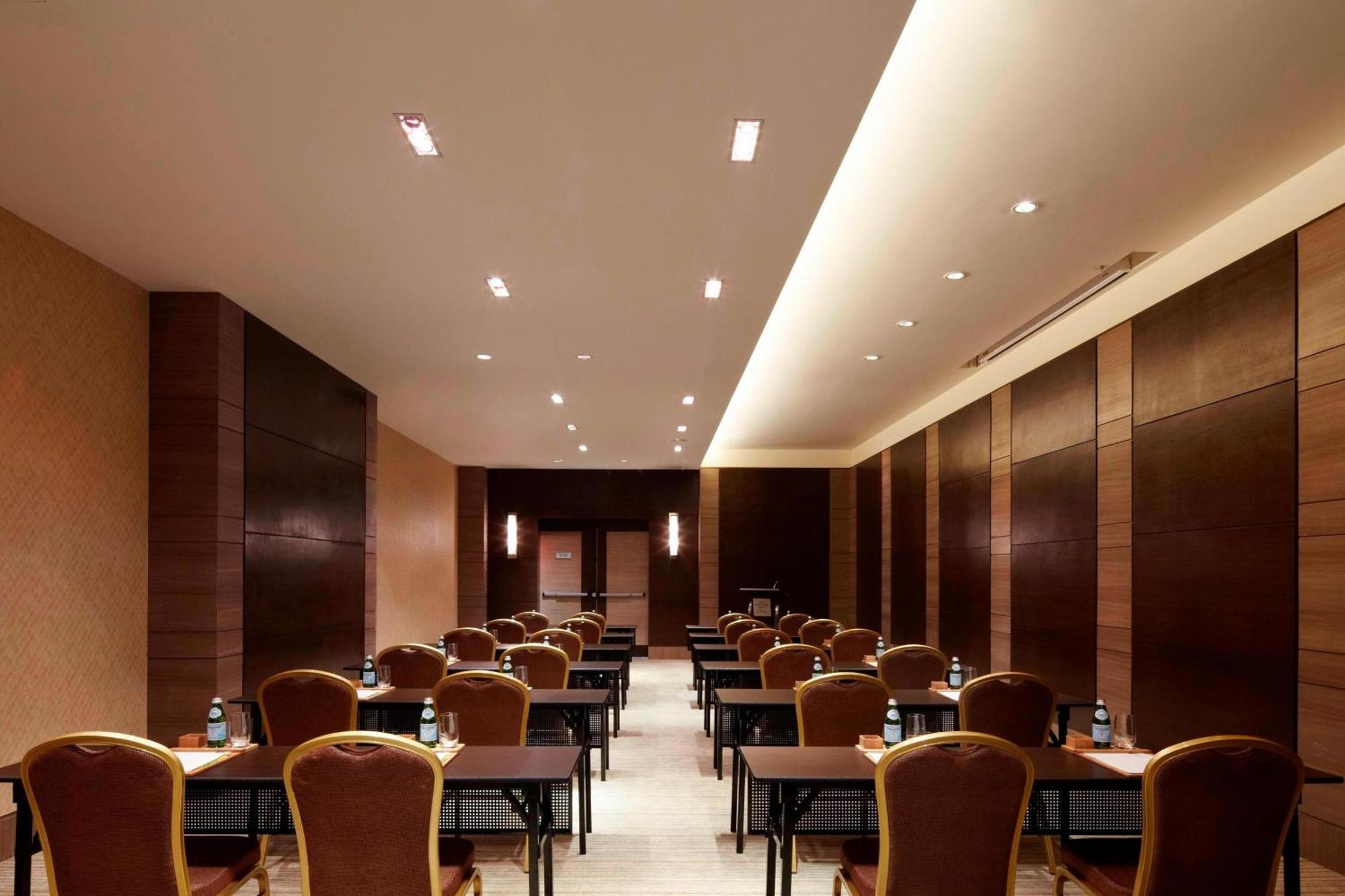 Courtyard By Marriott Kunshan Kunshan  Buitenkant foto